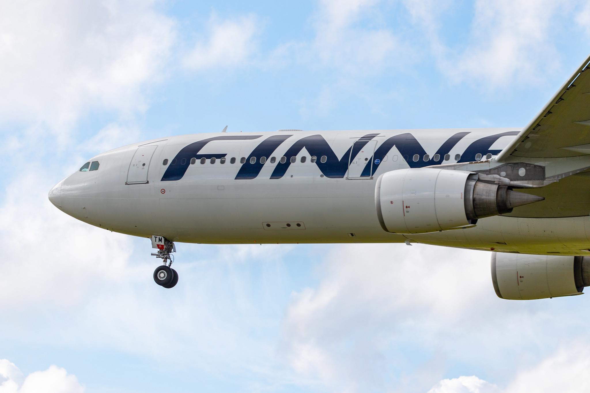 London Heathrow Airport: Finnair (AY / FIN) |  Airbus A330-302 A333 | OH-LTM | MSN 0994