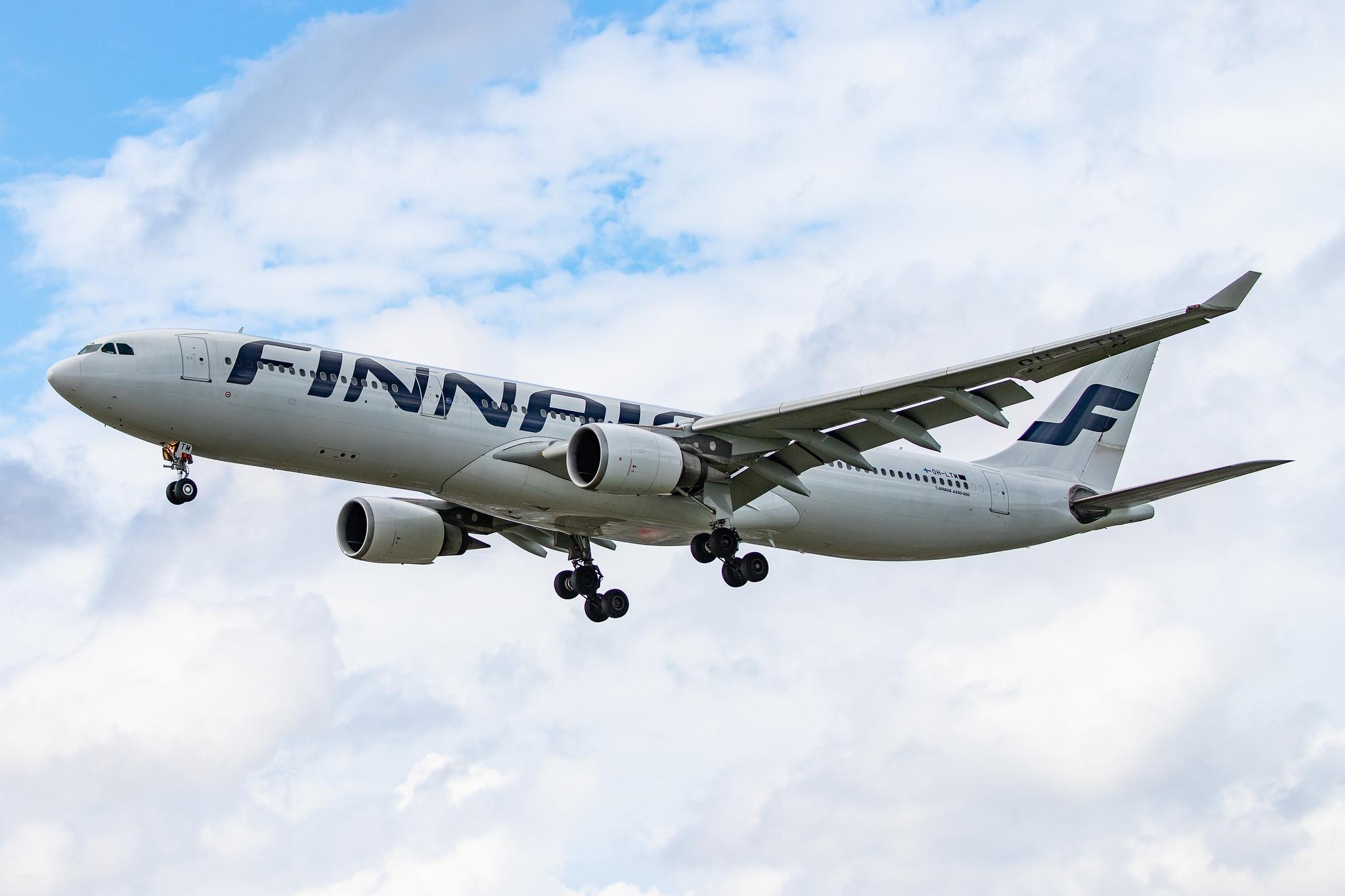 London Heathrow Airport: Finnair (AY / FIN) |  Airbus A330-302 A333 | OH-LTM | MSN 0994