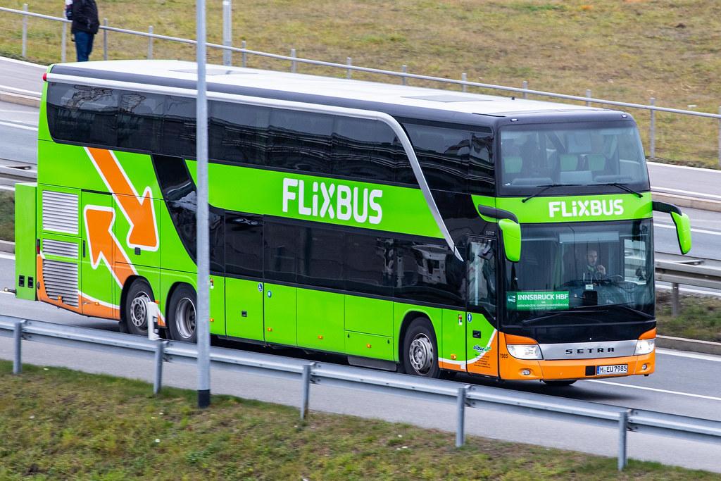 Munich Airport: Flixbus Doppelstock Fernbus |