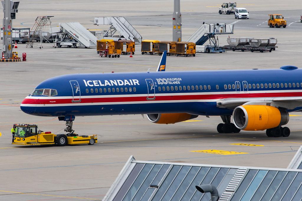 Munich Airport: Icelandair (FI / ICE) |  Boeing 757-3E7 B753 | TF-ISX | MSN 30179