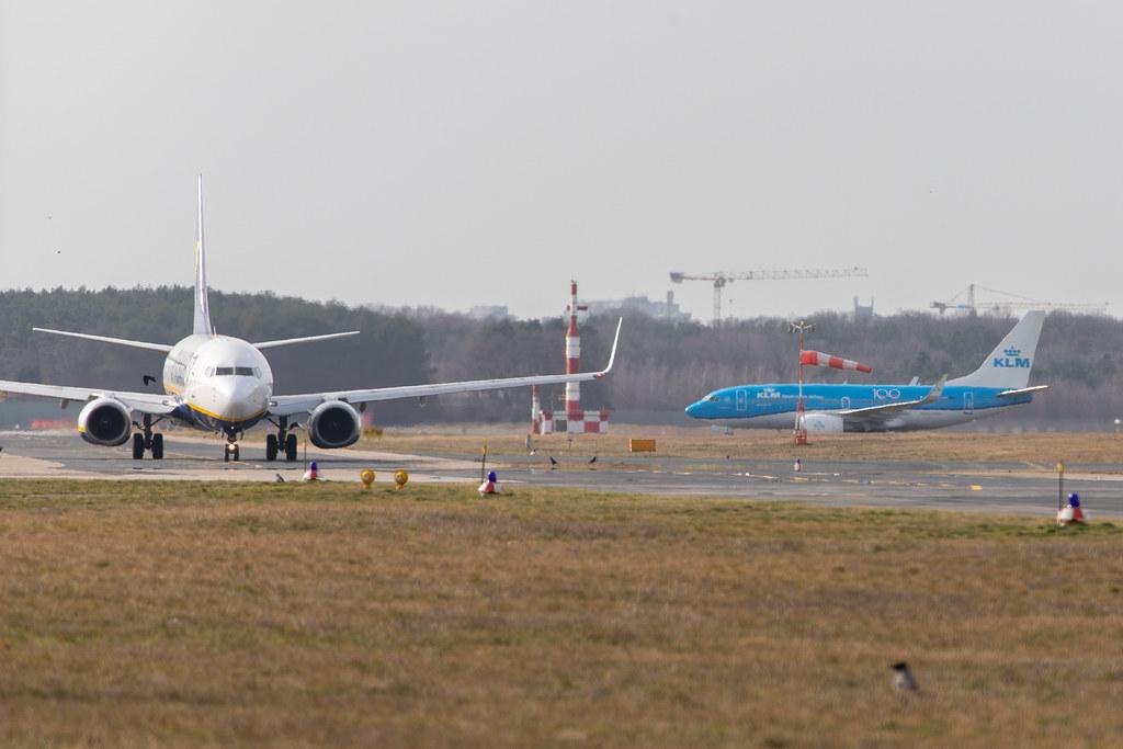 Flughafen Berlin Tegel (TXL): KLM (KL / KLM) |  Boeing 737-7K2 B737 | PH-BGK | MSN 38054
