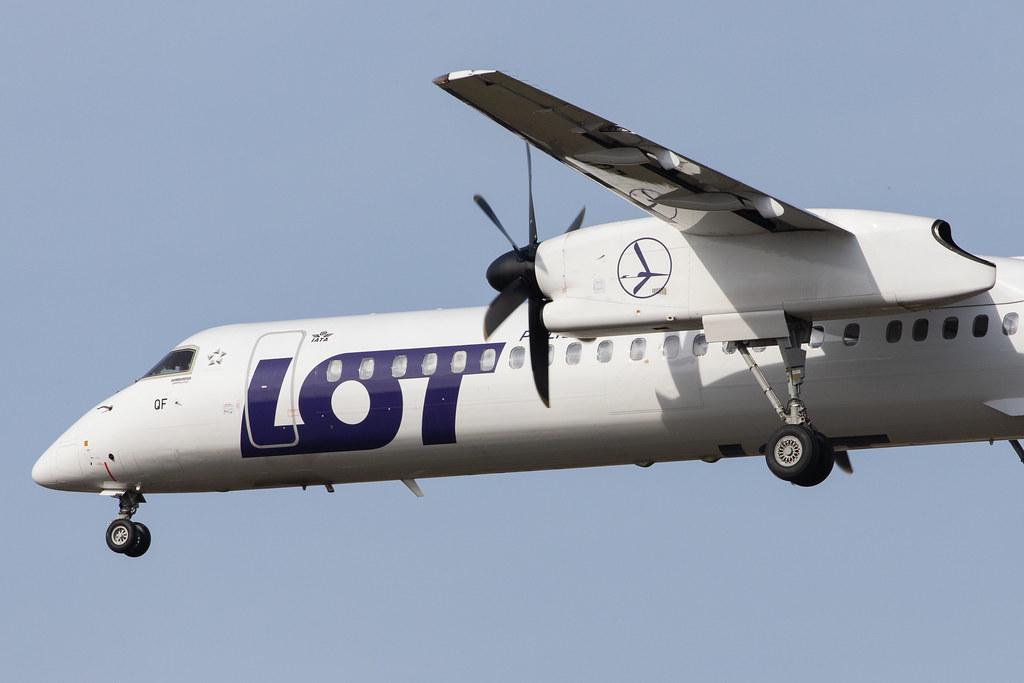 Flughafen Berlin Tegel (TXL): LOT (LO / LOT) |  De Havilland Canada Dash 8-400 DH8D | SP-EQF | MSN 4422