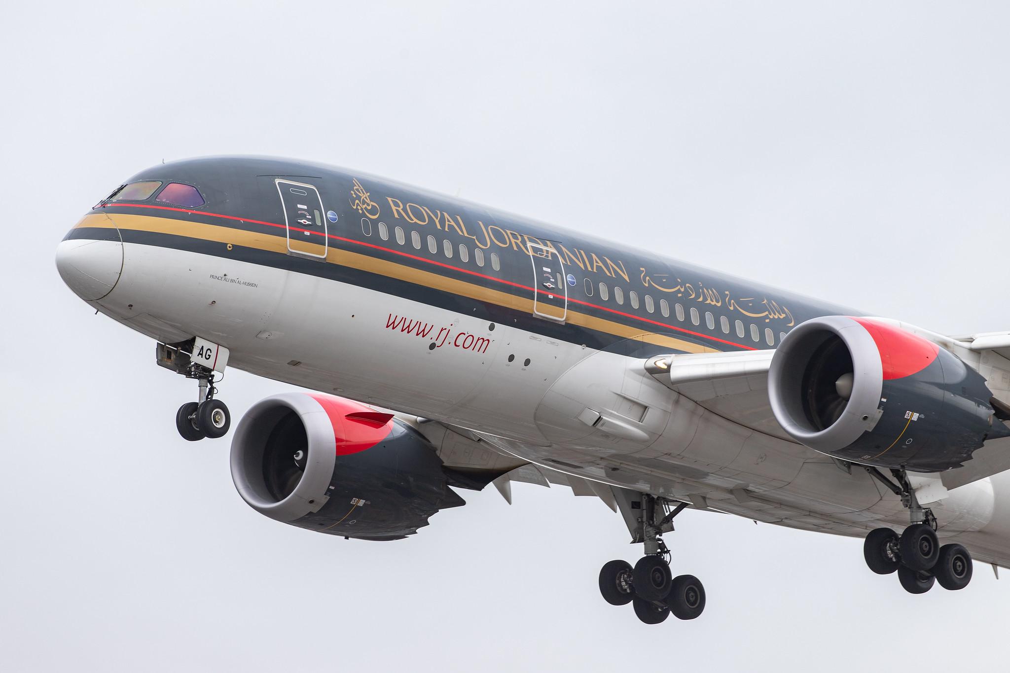 London Heathrow Airport: Royal Jordanian (RJ / RJA) |  Boeing 787-8 Dreamliner B788 | JY-BAG | MSN 37984