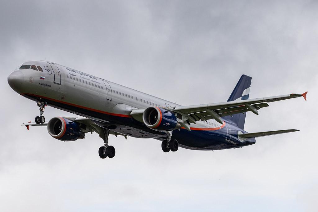 London Heathrow Airport: Aeroflot (SU / AFL) |  Airbus A321-211 A321 | VQ-BEG | MSN 4116