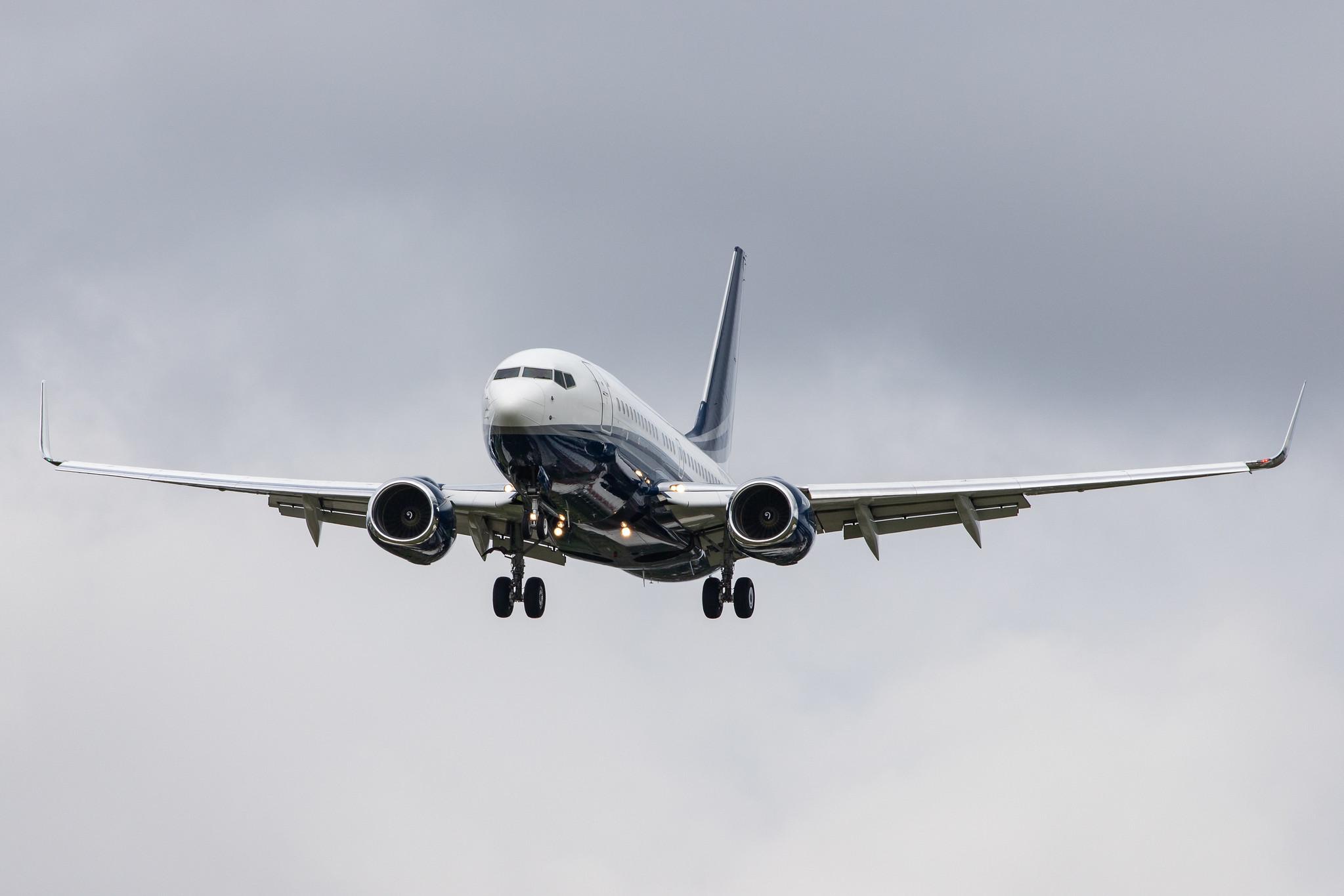 London Heathrow Airport: Private Owner |  Boeing 737-75V(BBJ) B737 | N737LE | MSN 28579