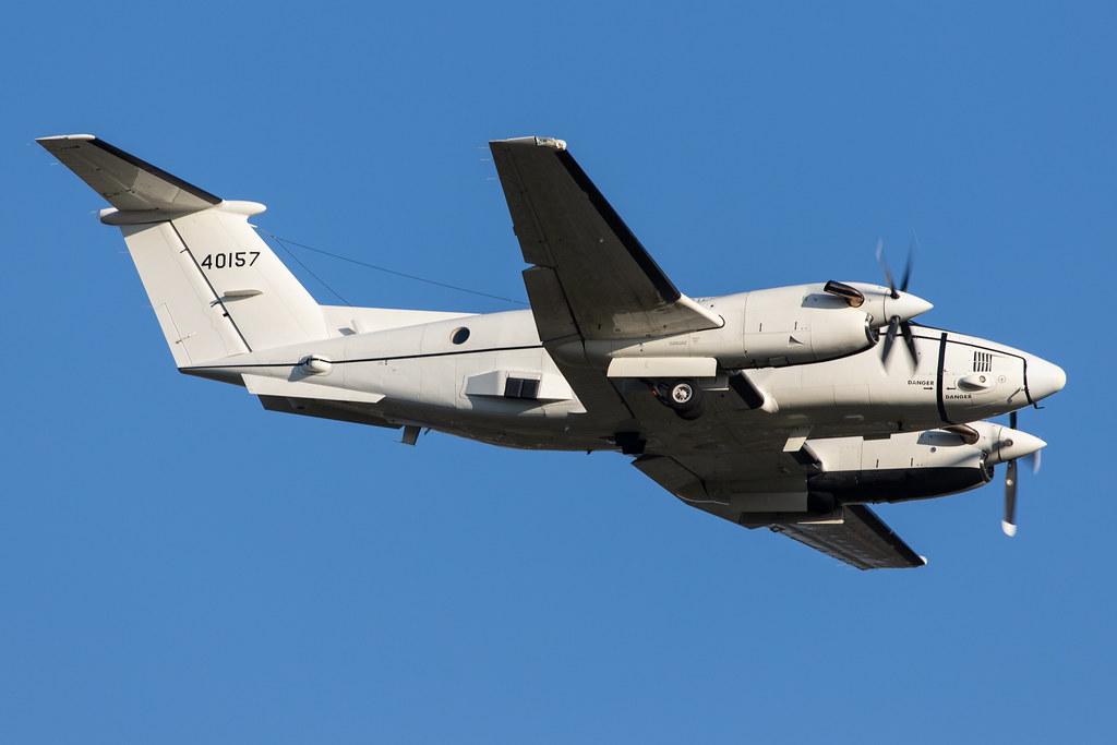 Hamburg Airport: USA - Army |  Beechcraft C-12D Huron | 40157 (84-00157) | BL-87