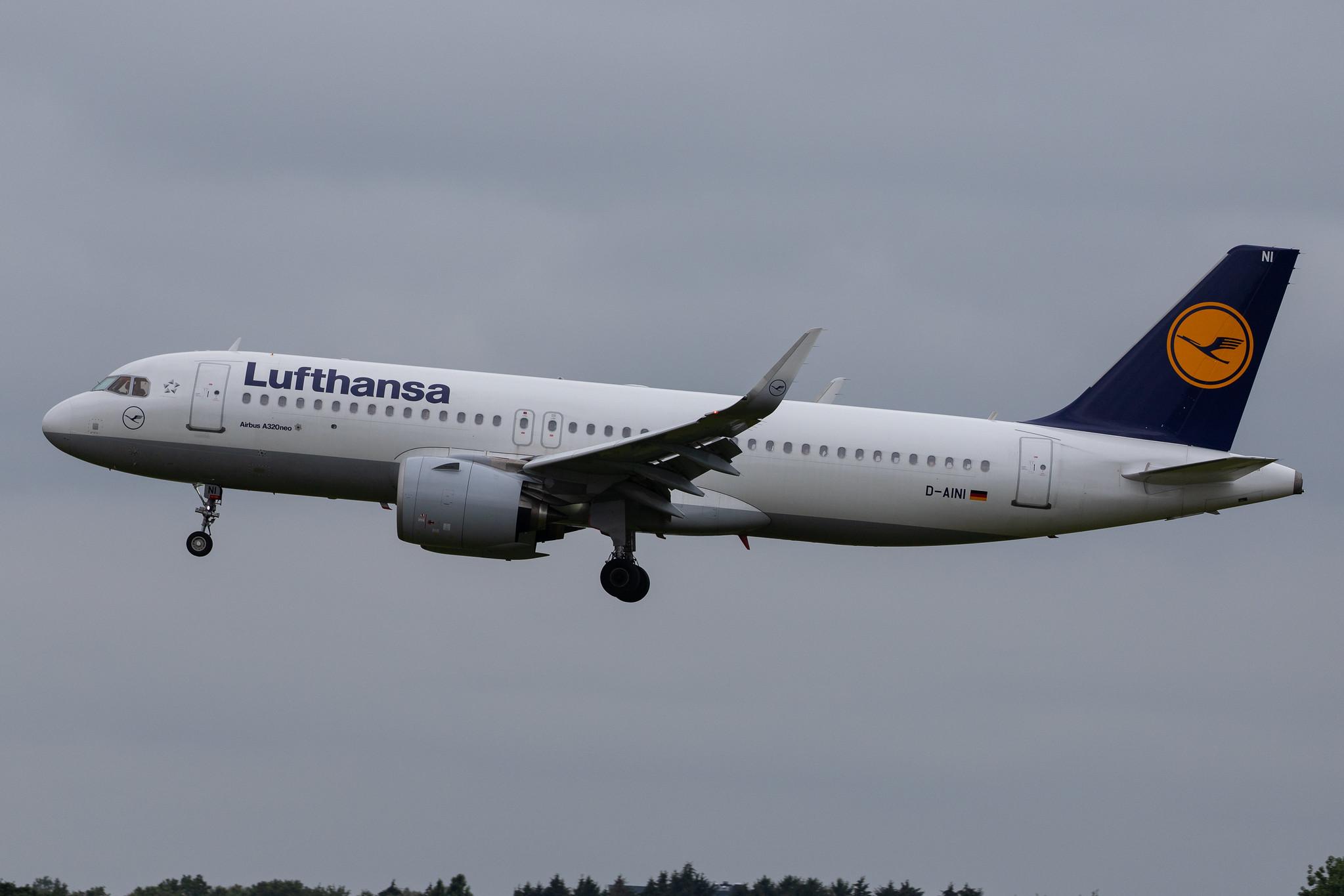 Hamburg Airport: Lufthansa (LH / DLH) |  Airbus A320-271N A20N | D-AINI | MSN 7710