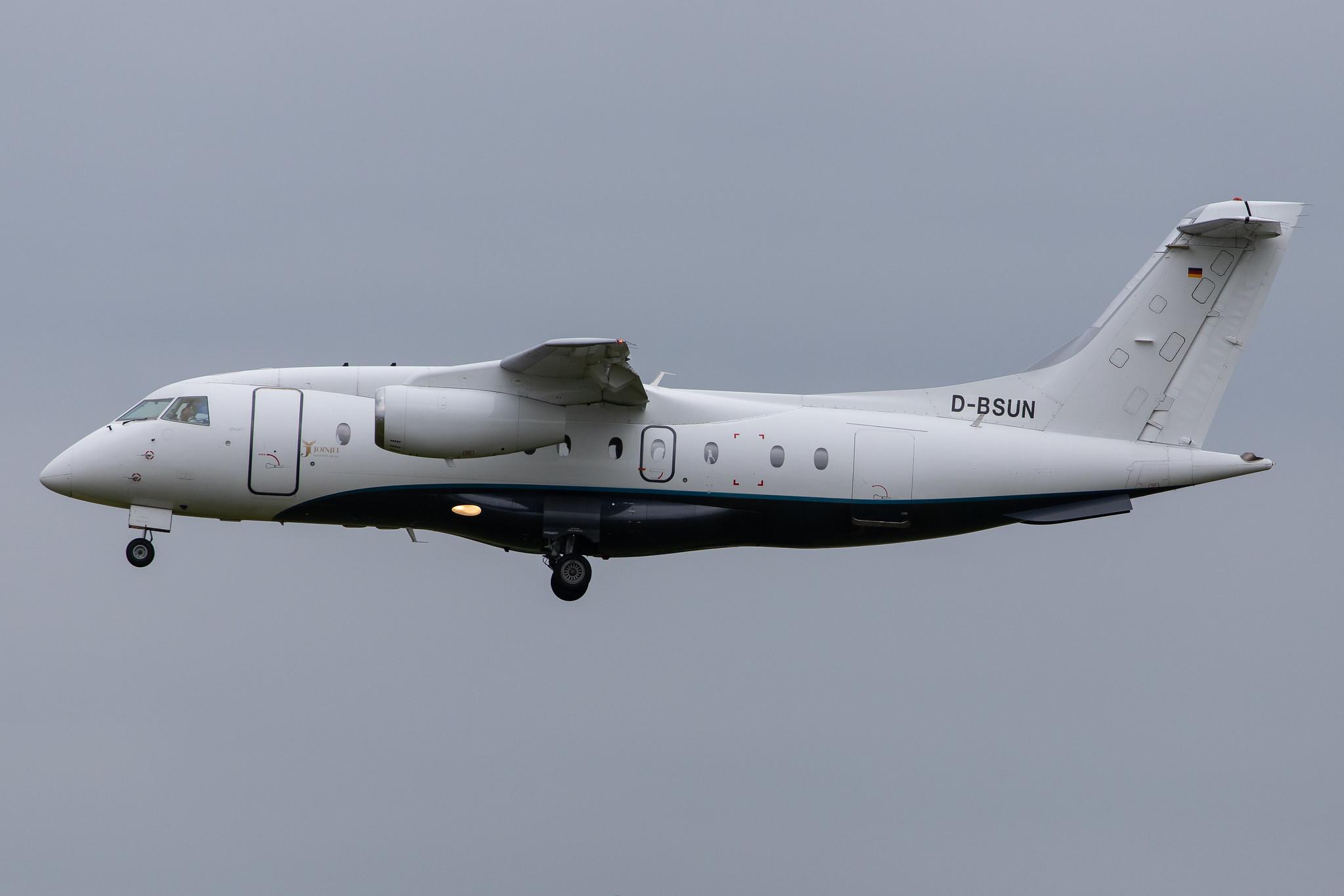 Hamburg Airport: Sun-Air (EZ / SUS) |  Dornier 328-310 JET J328 | D-BSUN | MSN 3147
