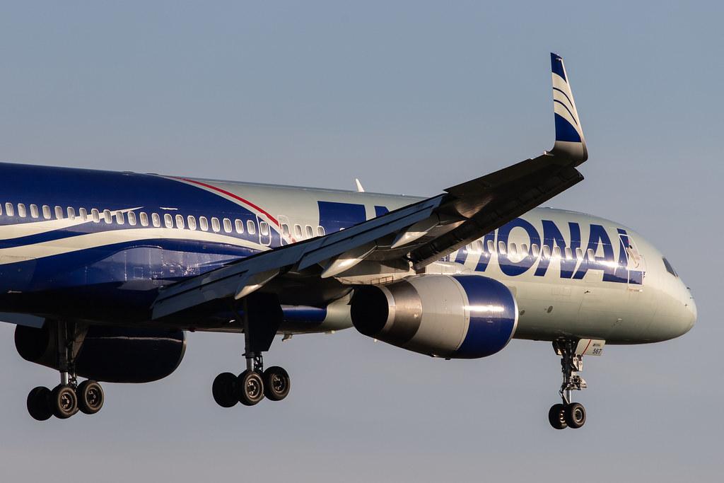 Hamburg Airport: National Airlines (N8 / NCR) |  Boeing 757-223 B752 | N567CA | MSN 24608