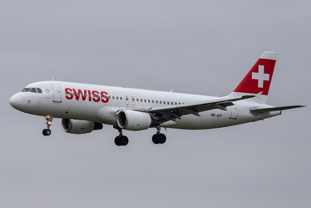 Hamburg Airport: Swiss (LX / SWR) |  Airbus A320-214 A320 | HB-JLP | MSN 4618