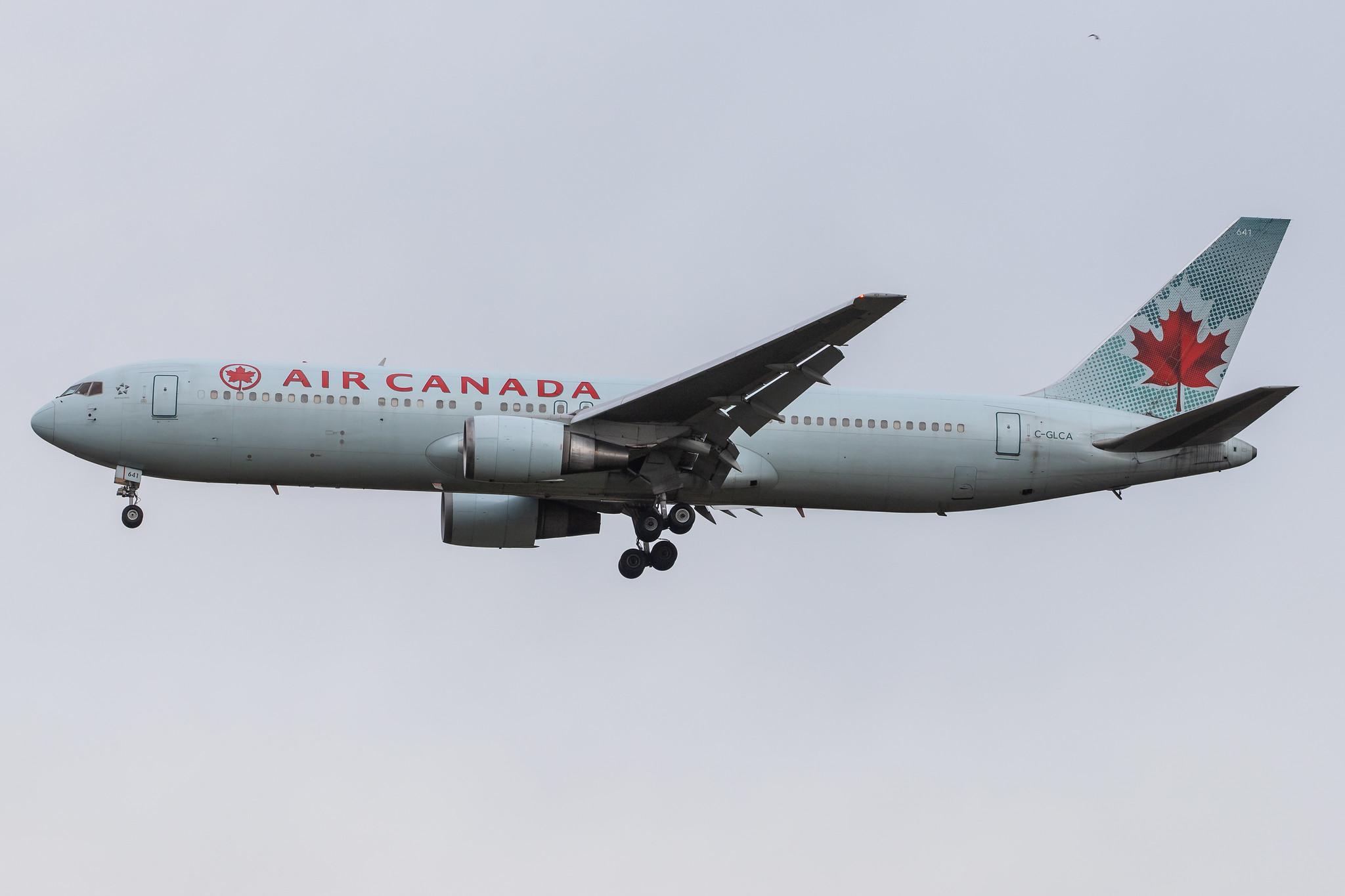 London Heathrow Airport: Air Canada (AC / ACA) |  Boeing 767-375(ER) B763 | C-GLCA | MSN 25120