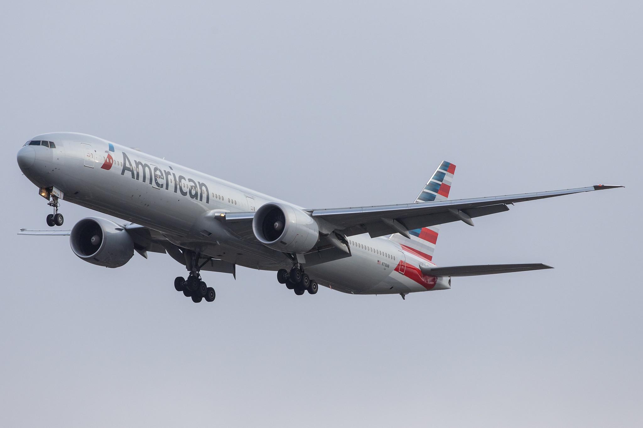 London Heathrow Airport: American Airlines (AA / AAL) |  Boeing 777-323(ER) B77W | N718AN | MSN 41665