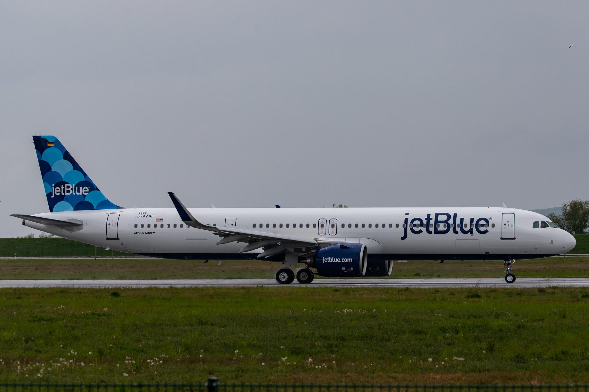 Flugplatz Hamburg-Finkenwerder: Airbus (/ AIB) |  Airbus A321-271NX A21N | D-AZAF | MSN 9377 (Future: JetBlue Airways B6 / JBU, N2048J)