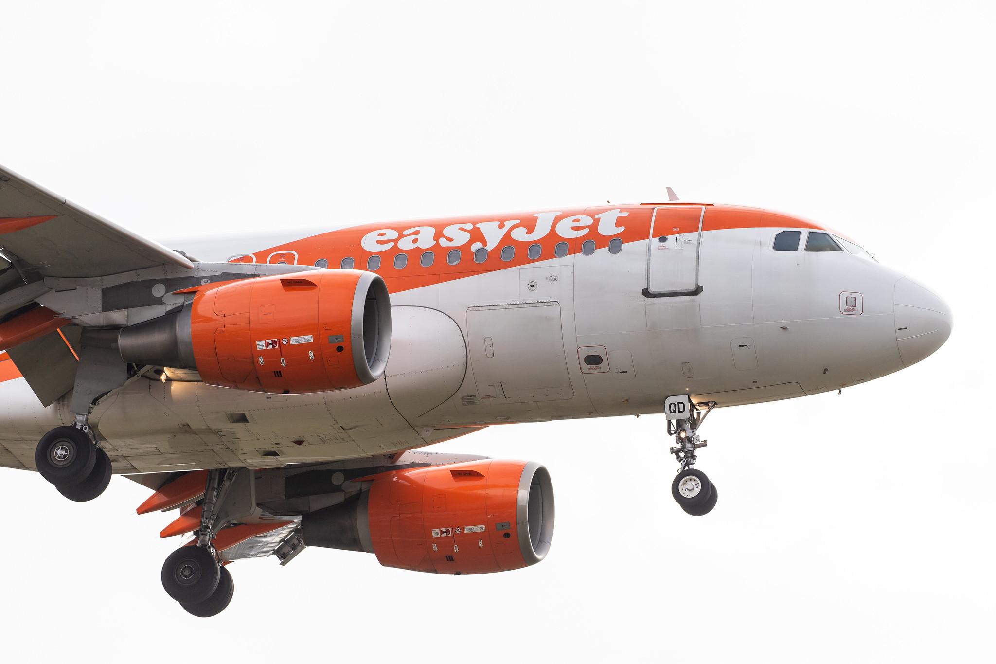 Flughafen Berlin Tegel (TXL): easyJet (U2 / EZY) | Operator: easyJet Europe |  Airbus A319-111 A319 | OE-LQD | MSN 3763