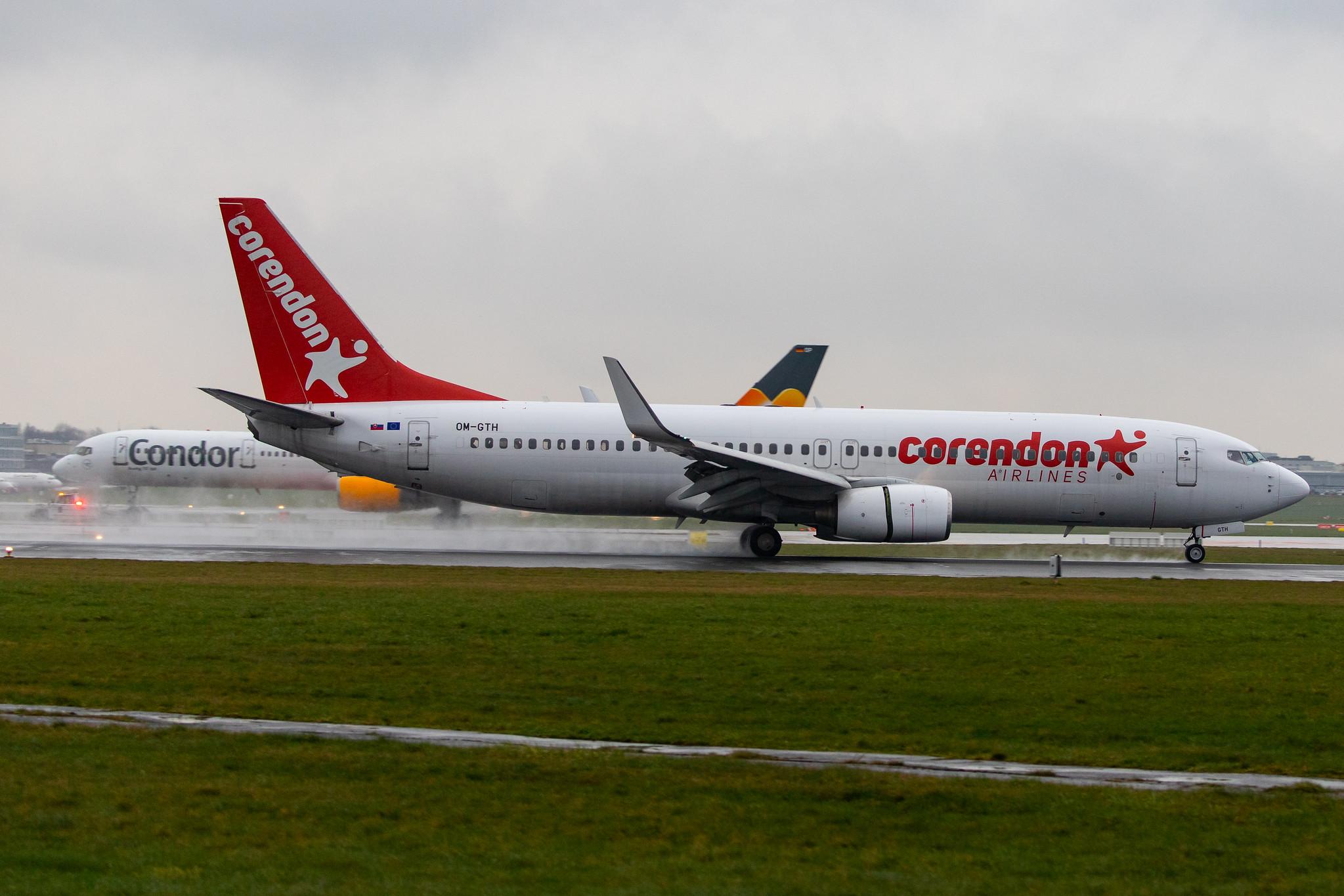 Hamburg Airport Apron: Corendon Airlines (XC / CAI) | Operator: Go2Sky |  Boeing 737-8BK B738 | OM-GTH | MSN 29644