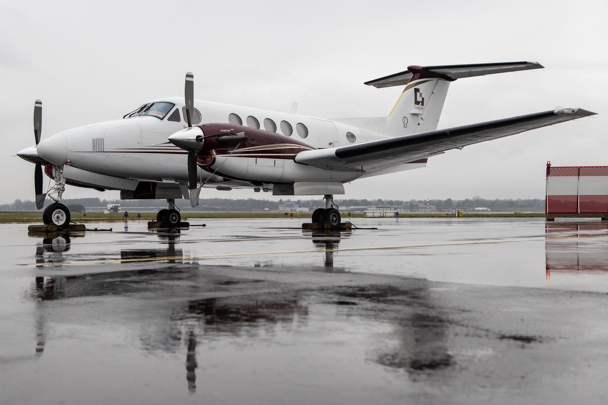 Hamburg Airport Apron: Private owner |  Beech B200 Super King Air BE20 | M-EGGA | MSN BB-1933