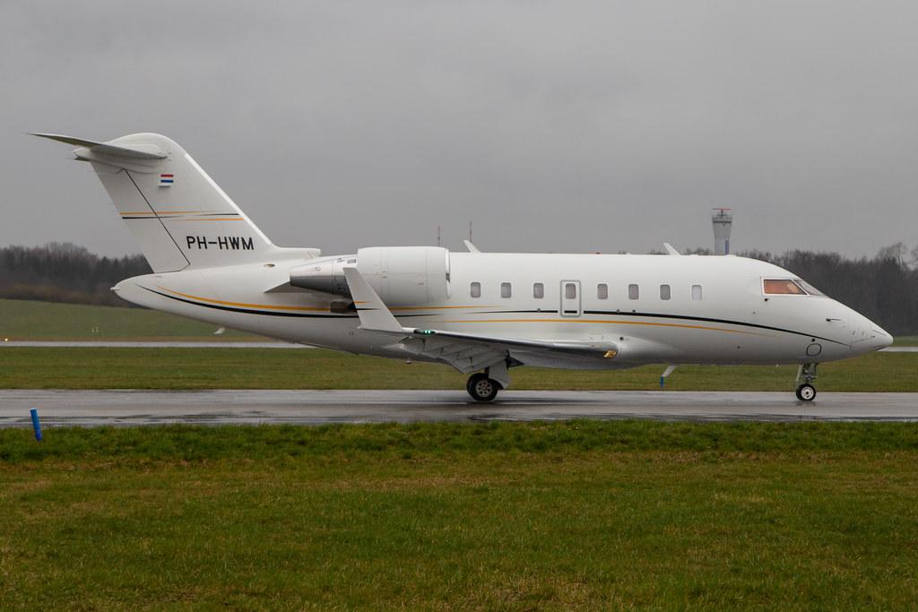 Hamburg Airport Apron: JetNetherlands |  Bombardier Challenger 605 CL60 | PH-HWM | MSN 5937