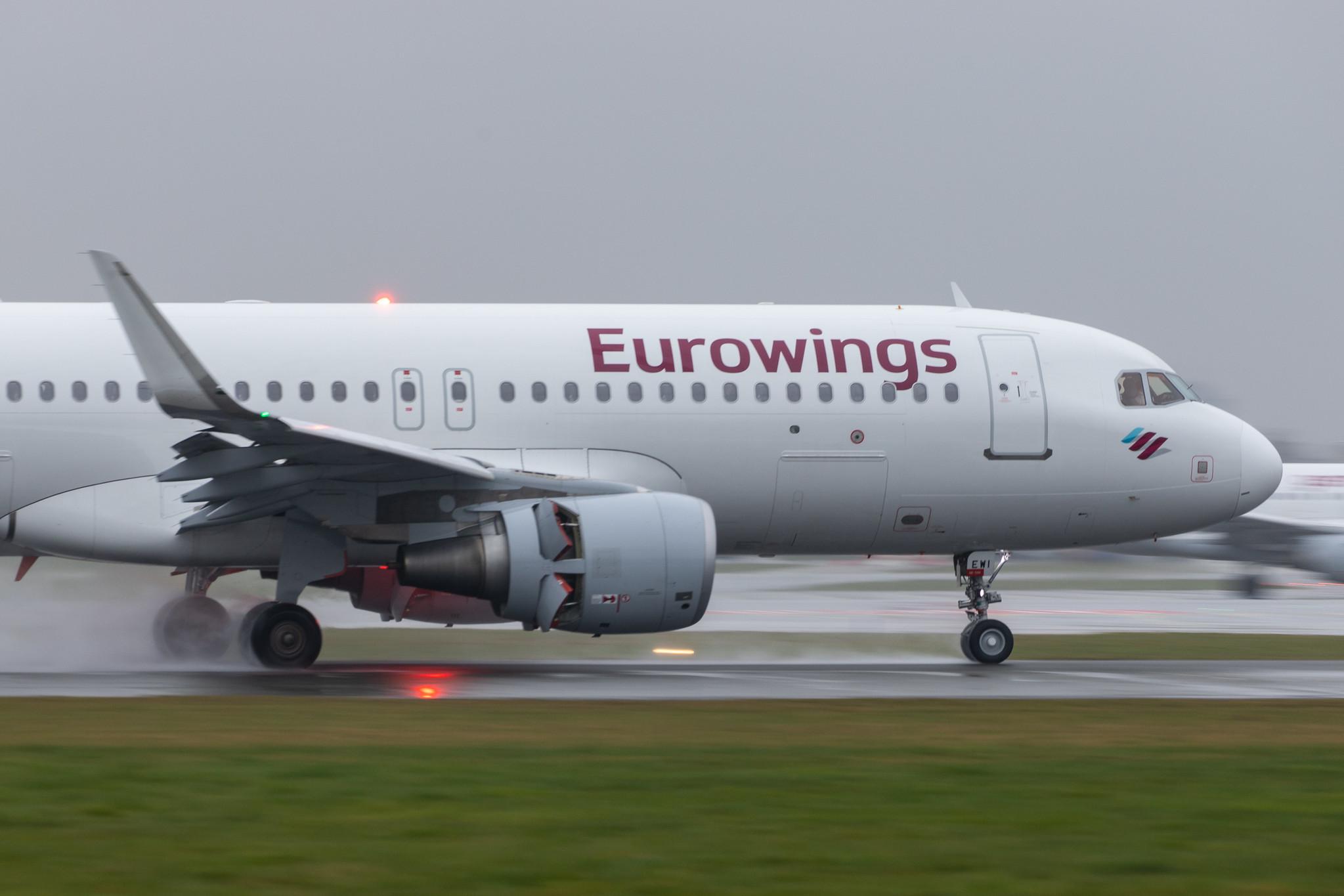Hamburg Airport Apron: Eurowings (EW / EWG) |  Airbus A320-214 A320 | D-AEWI | MSN 7210