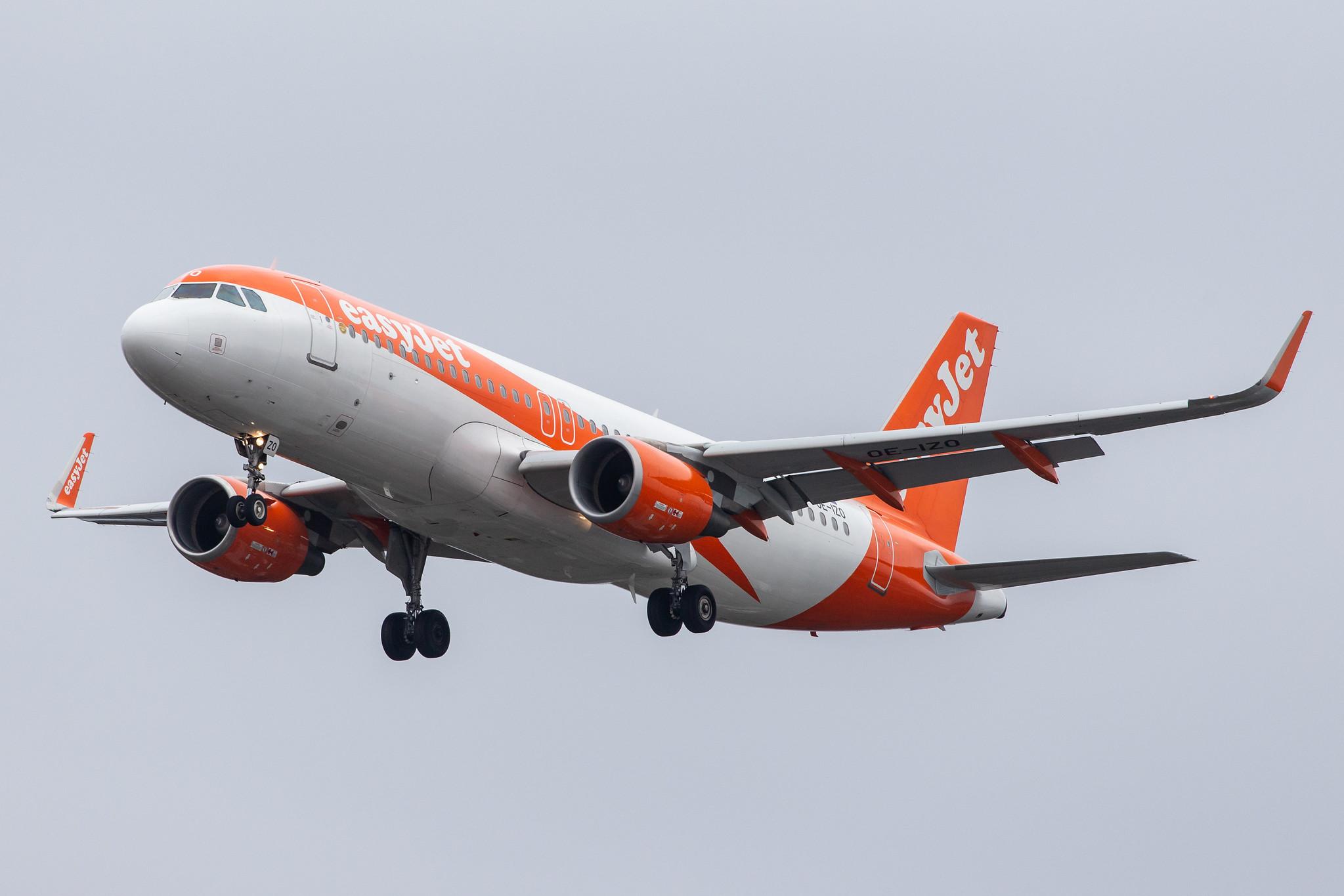 Flughafen Berlin Tegel (TXL): easyJet (U2 / EZY) | Operator: easyJet Europe |  Airbus A320-214 A320 | OE-IZO | MSN 5522