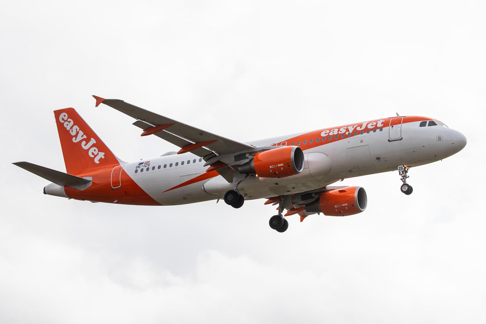 Flughafen Berlin Tegel (TXL): easyJet (U2 / EZY) | Operator: easyJet Europe |  Airbus A320-214 A320 | OE-IZS | MSN 3945