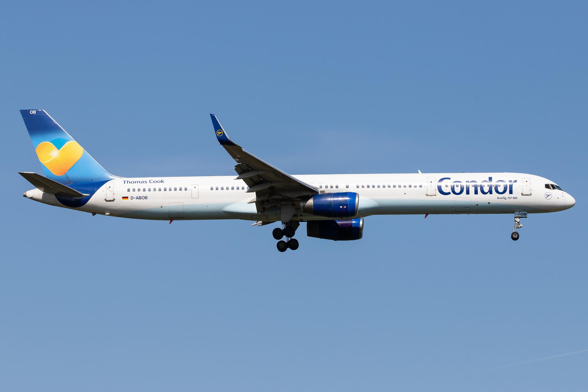 Frankfurt Airport: Condor (DE / CFG) |  Boeing 757-330 B753 | D-ABOB | MSN 29017