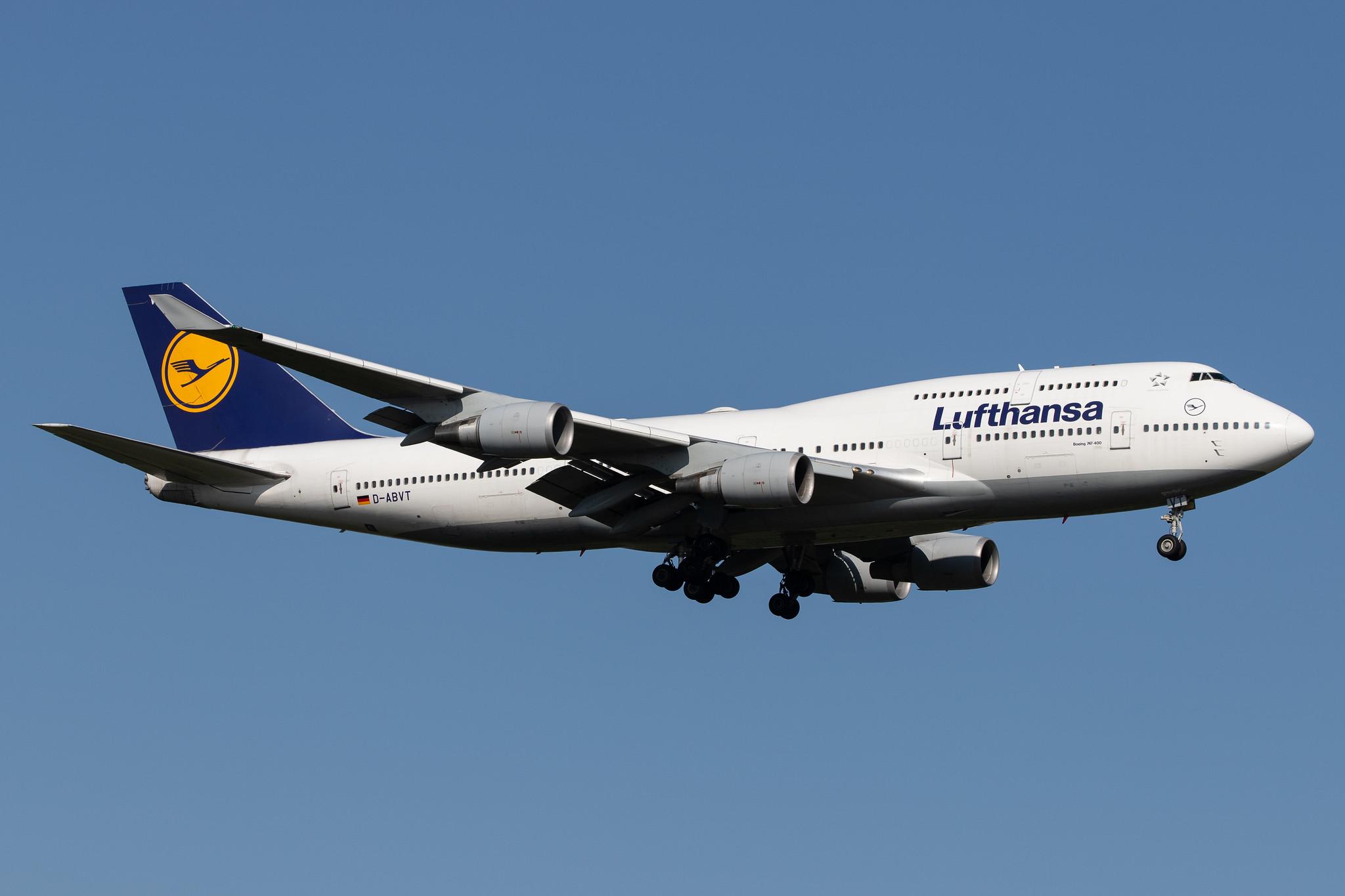 Frankfurt Airport: Lufthansa (LH / DLH) |  Boeing 747-430 B744 | D-ABVT | MSN 28287