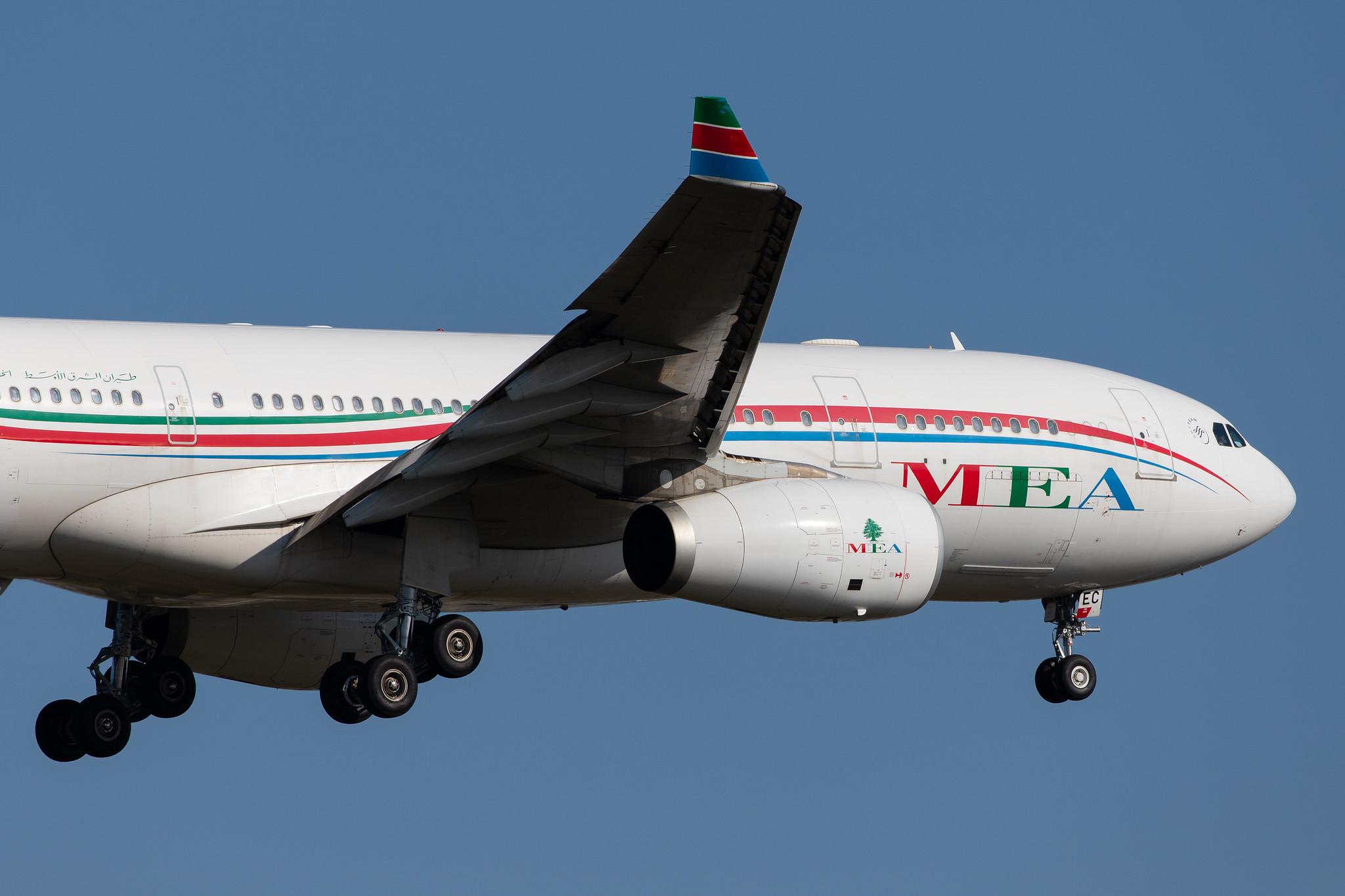 Frankfurt Airport: MEA (ME / MEA) |  Airbus A330-243 A332 | OD-MEC | MSN 0995