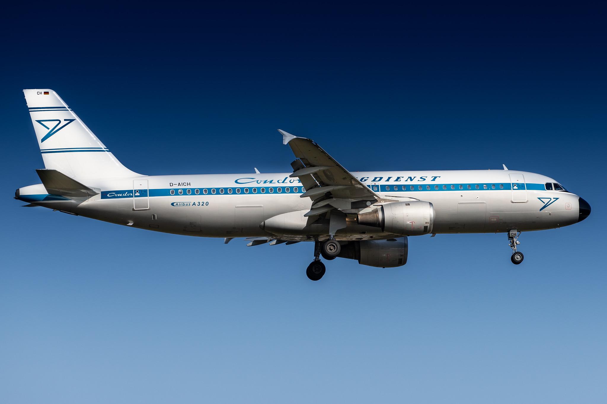 Frankfurt Airport: Condor (DE / CFG) |  Livery: Retro Livery |  Airbus A320-212 A320 | D-AICH | MSN 0971