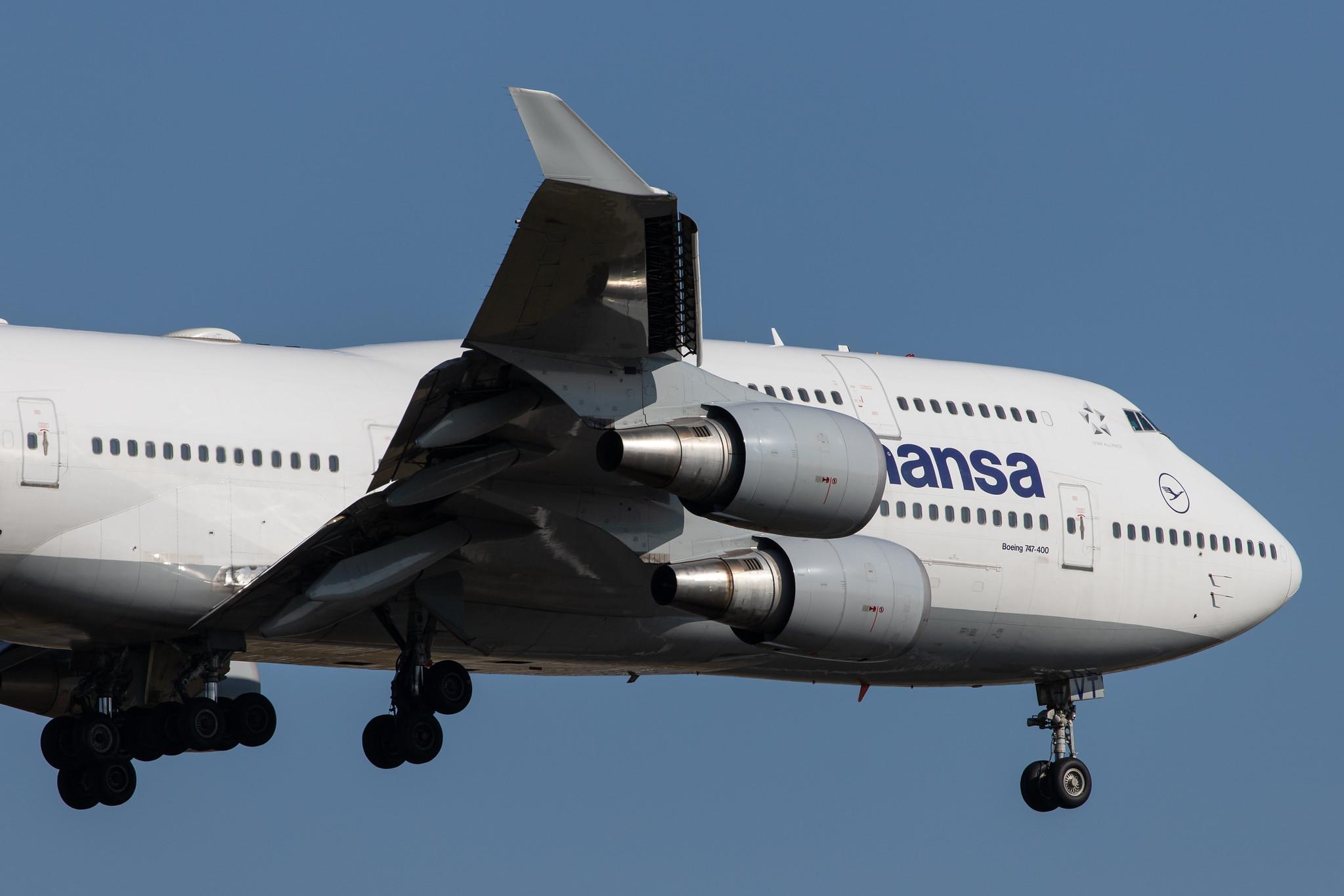 Frankfurt Airport: Lufthansa (LH / DLH) |  Boeing 747-430 B744 | D-ABVT | MSN 28287