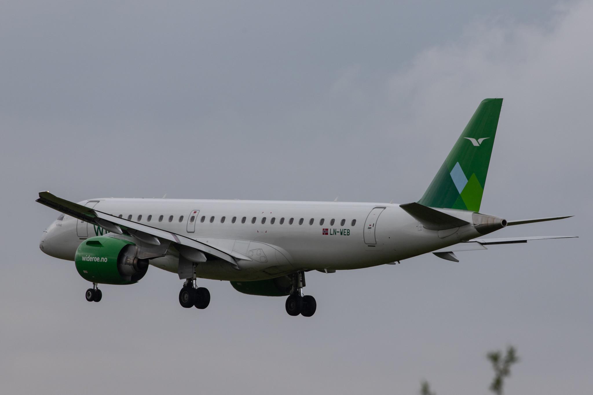 Hamburg Airport: Wideroe (WF / WIF) |  Embraer E190-E2 E290 | LN-WEB | MSN 19020010