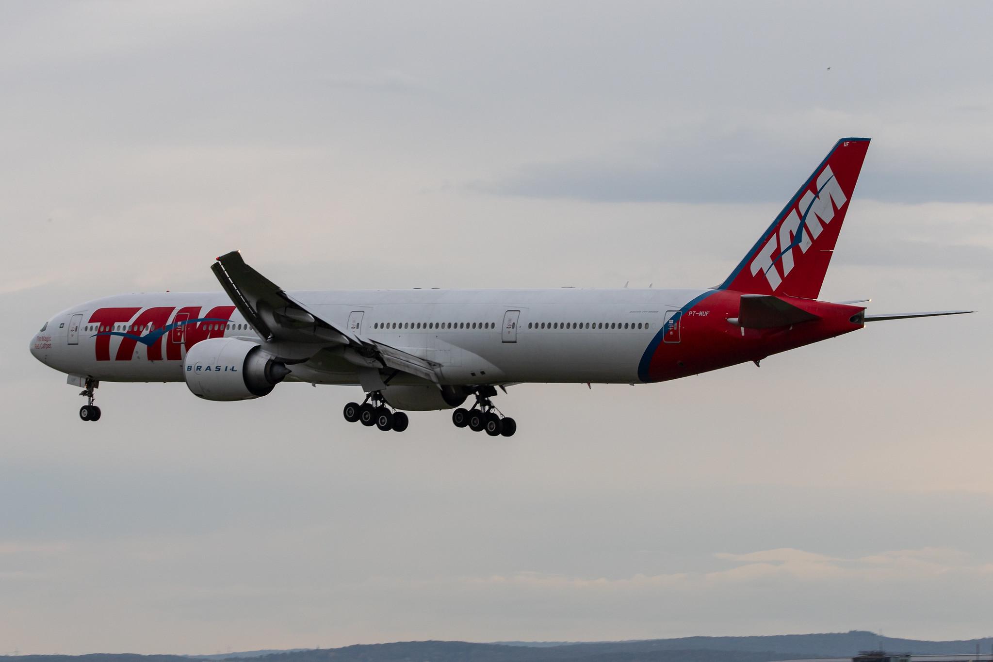 Frankfurt Airport: LATAM Brasil (JJ / TAM) |  Boeing 777-32W(ER) B77W | PT-MUF | MSN 38887