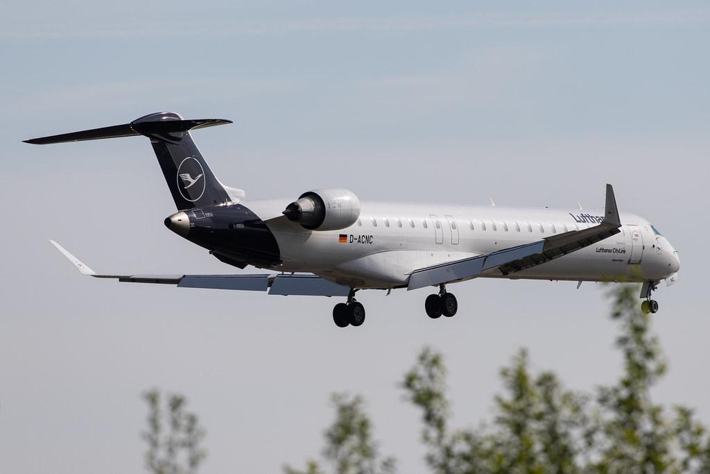 Hamburg Airport: Lufthansa (LH / DLH) | Operator: Lufthansa CityLine |  Bombardier CRJ-900LR CRJ9 | D-ACNC | MSN 15236