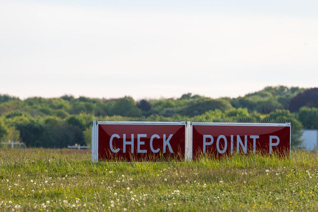 Hamburg Airport: Check Point P |