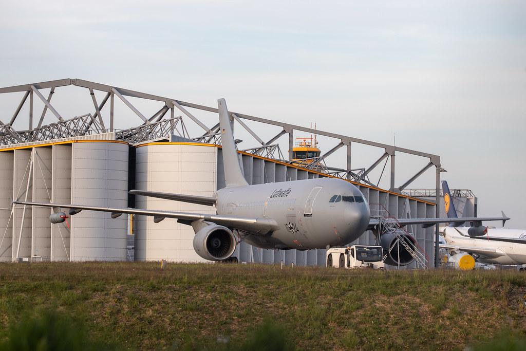 Hamburg Airport: German Air Force (/ GAF) | Airbus A310-304 MRTT A310 | 10+24