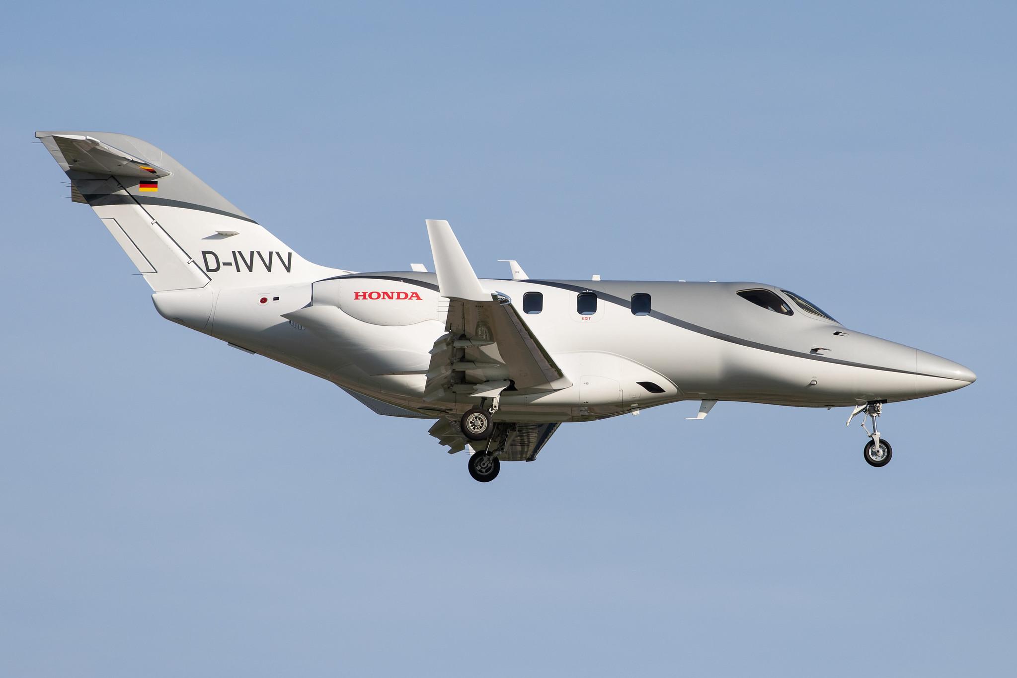 Hamburg Airport: Private owner |  Honda HA-420 HondaJet HDJT | D-IVVV | MSN 42000060