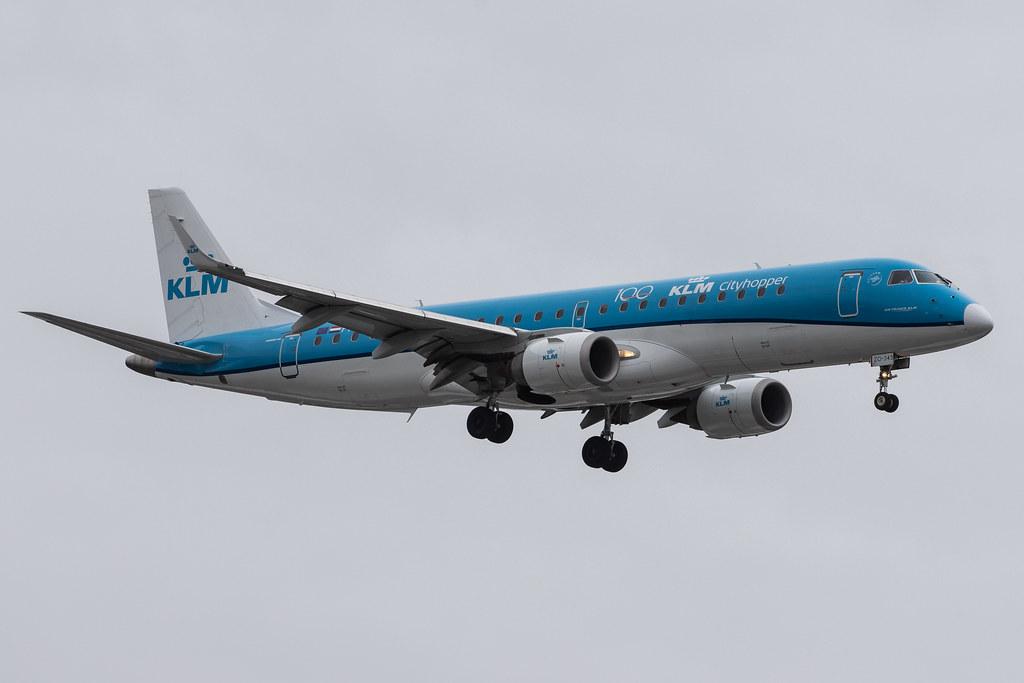 London Heathrow Airport: KLM (KL / KLM) | Operator: KLM Cityhopper |  Embraer E190STD E190 | PH-EZO | MSN 19000345