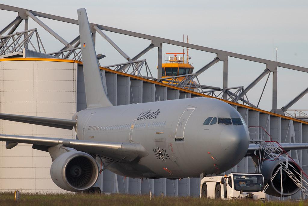 Hamburg Airport: German Air Force (/ GAF) | Airbus A310-304 MRTT A310 | 10+24