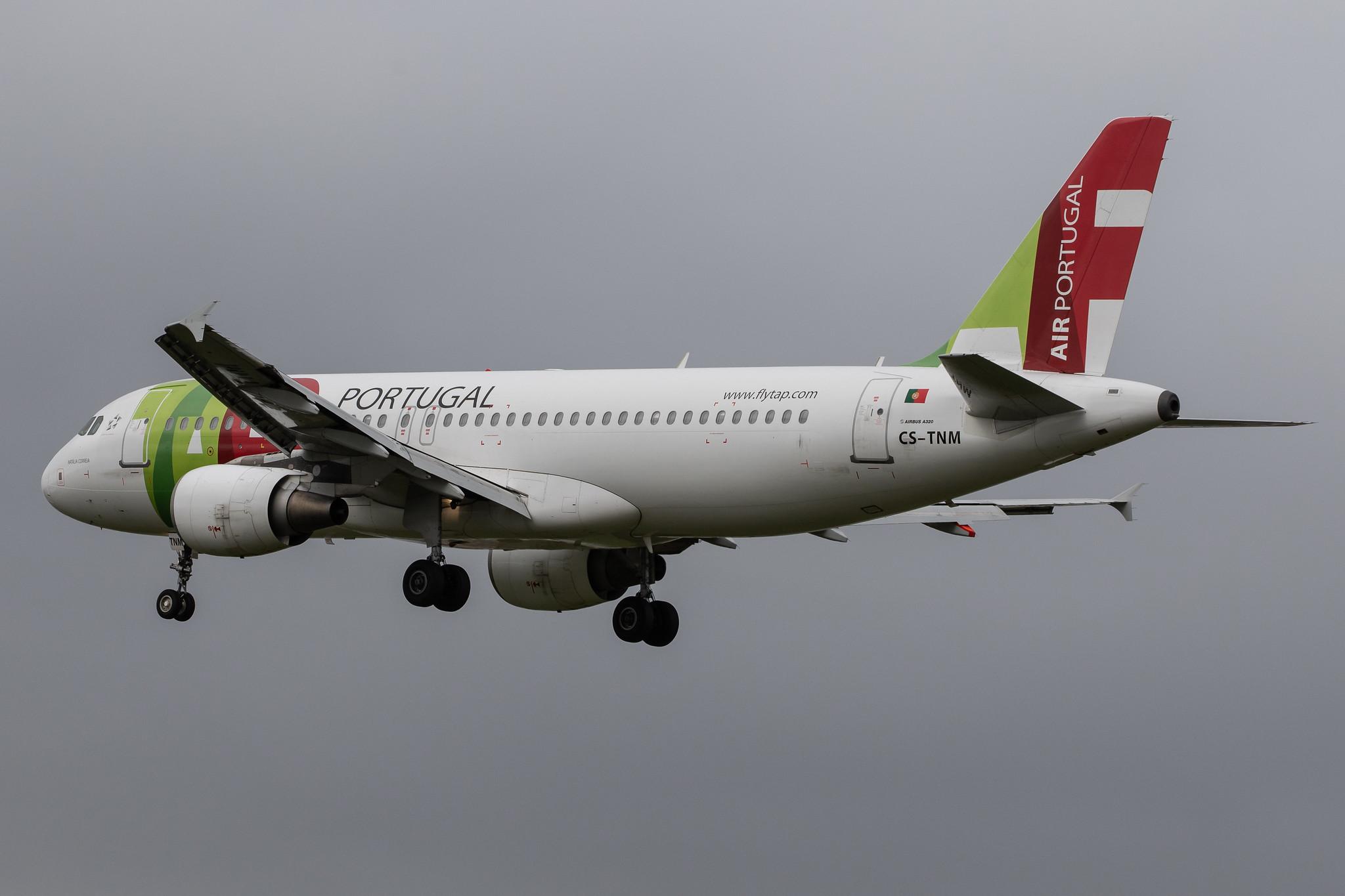 London Heathrow Airport: TAP Air Portugal (TP / TAP) |  Airbus A320-214 A320 | CS-TNM | MSN 1799
