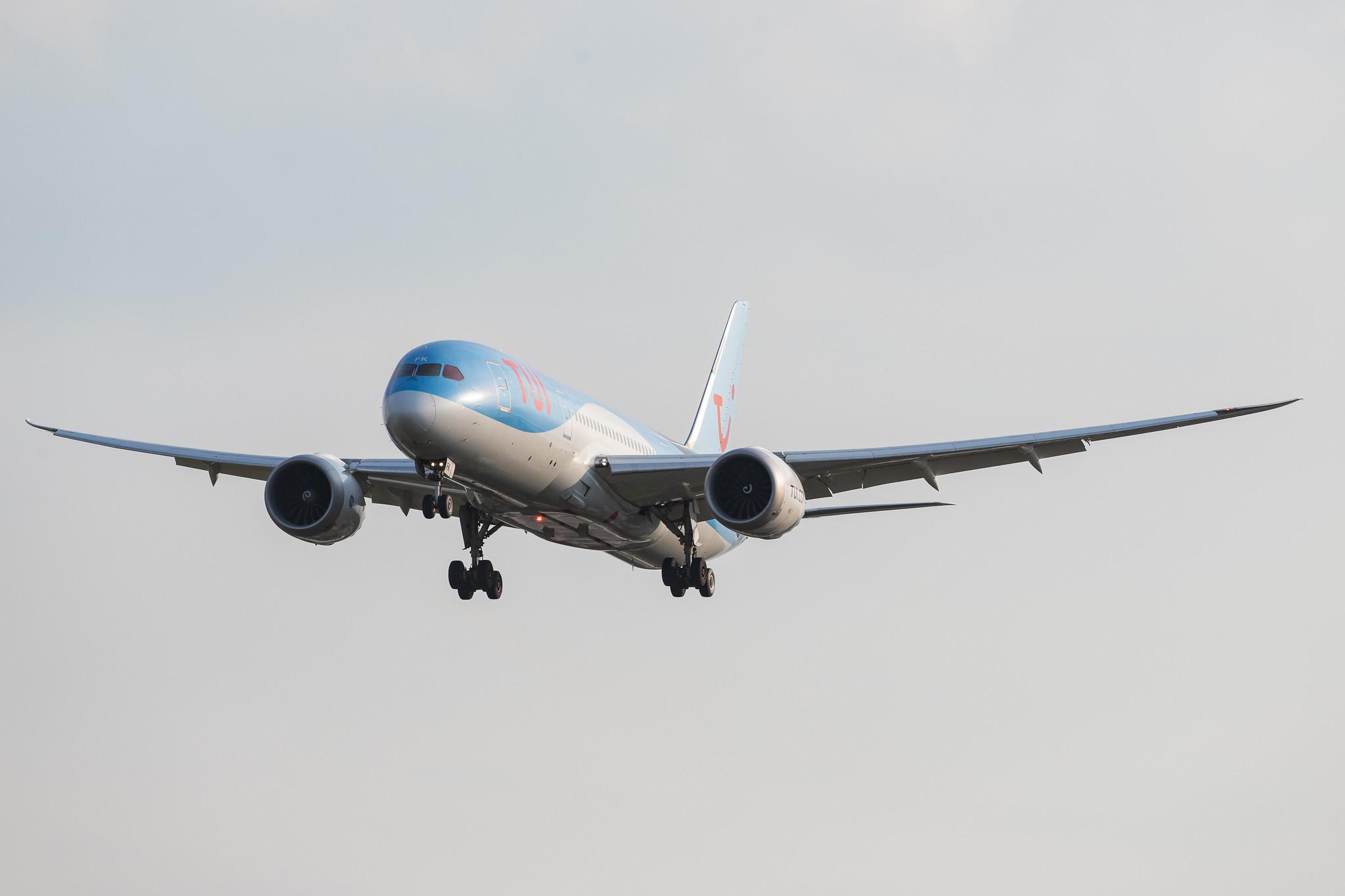 Hamburg Airport: TUI (X3 / TUI) | Operator: TUI fly Netherlands |  Boeing 787-8 Dreamliner B788 | PH-TFK | MSN 36427