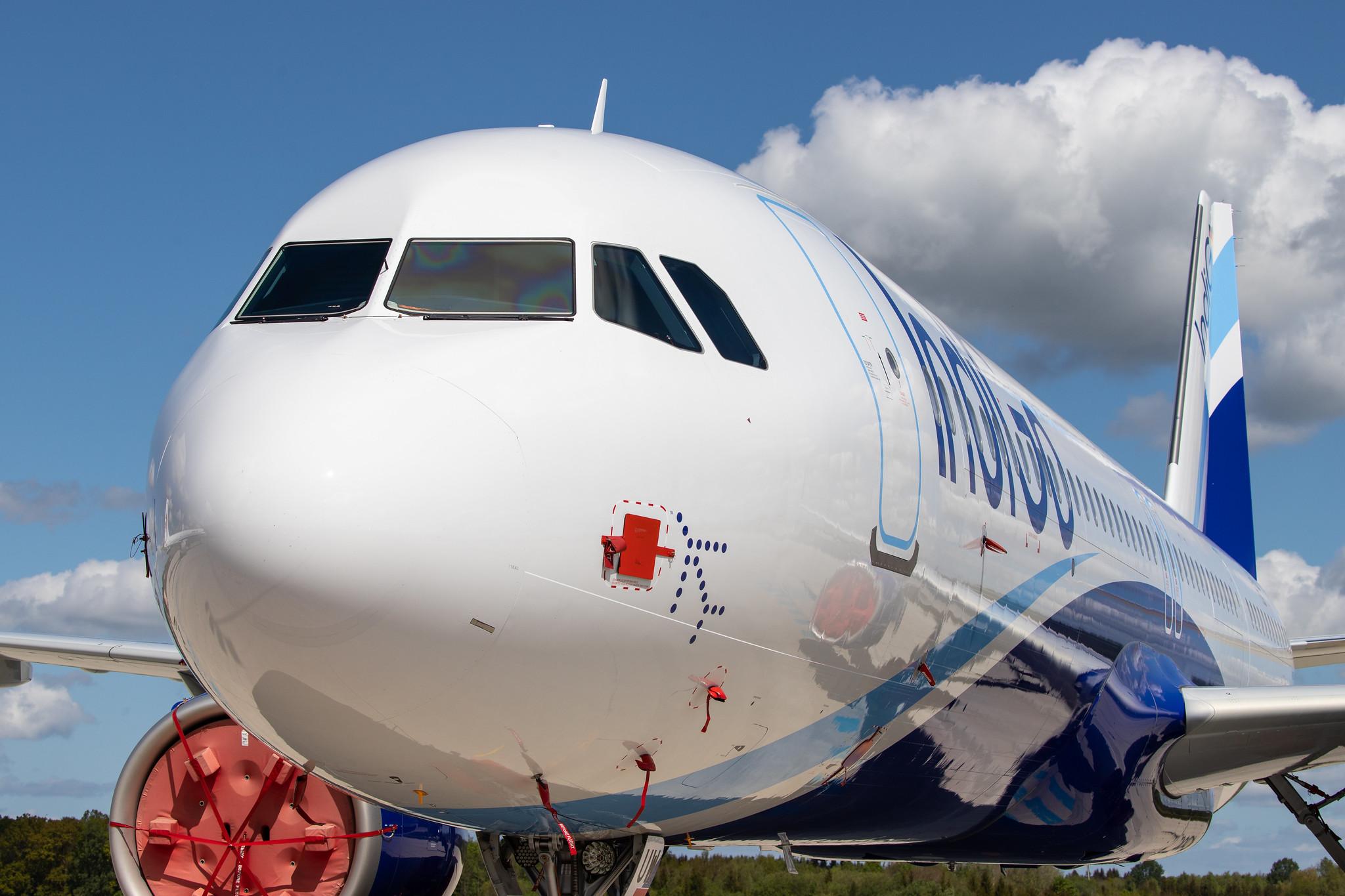 Flughafen Rostock-Laage: Flughafen Rostock-Laage: IndiGo (6E / IGO) |  Airbus A321-271NX A21N | D-AVZZ | MSN 9336