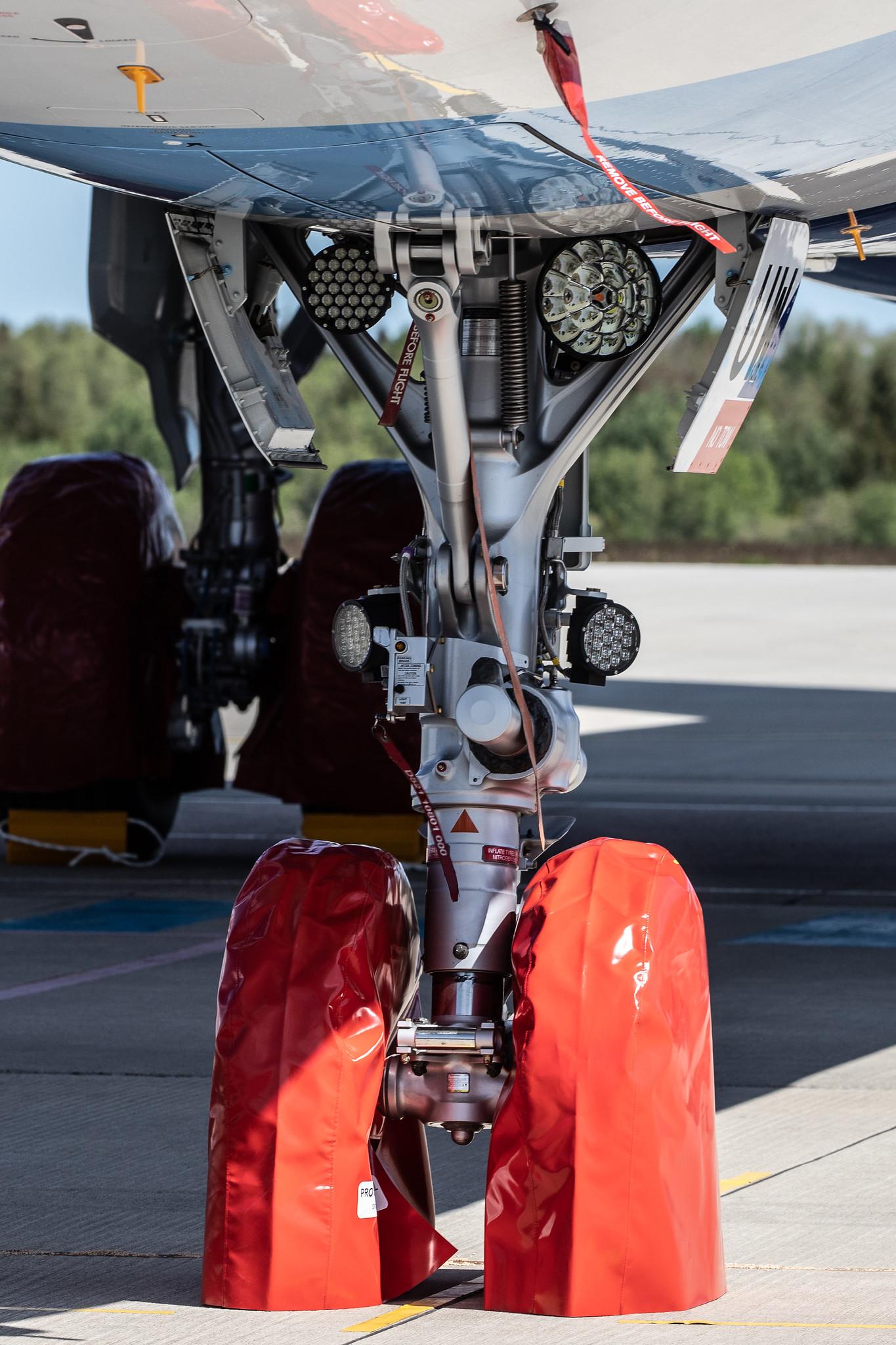 Flughafen Rostock-Laage: IndiGo (6E / IGO) |  Airbus A321-271NX A21N | D-AVZZ | MSN 9336