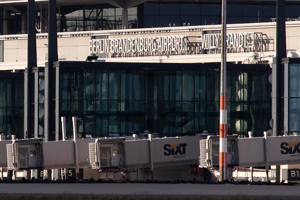 Flughafen Berlin Brandenburg: Terminalgebäude des BER