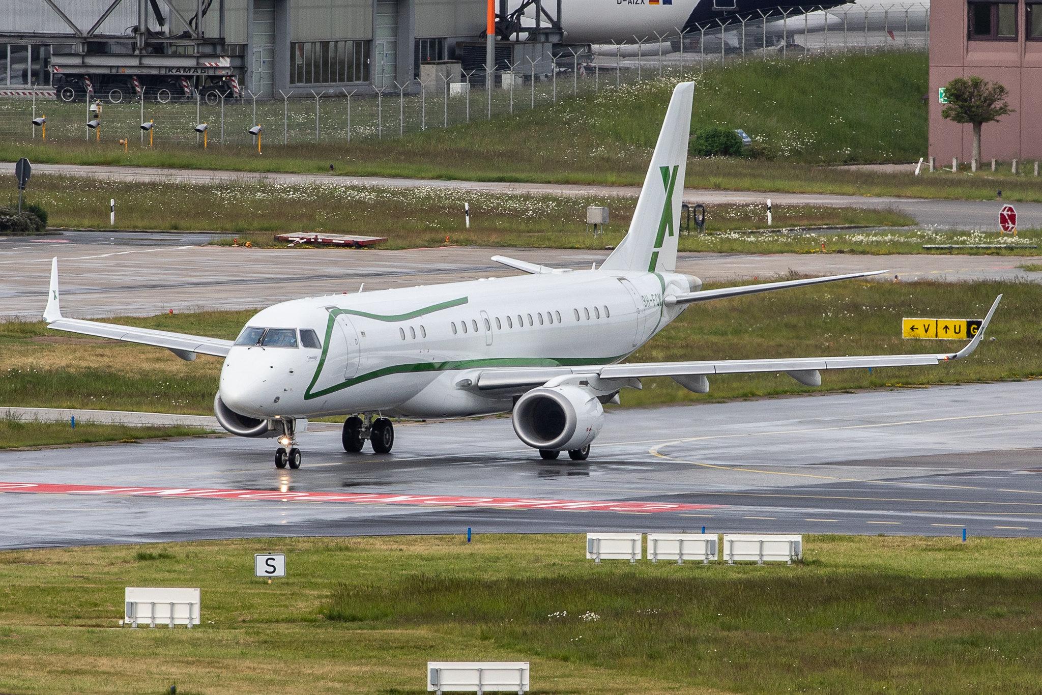 Hamburg Airport: Air X Charter (/ AXY) |  Embraer Lineage 1000 E190 | 9H-FCM | MSN 19000641
