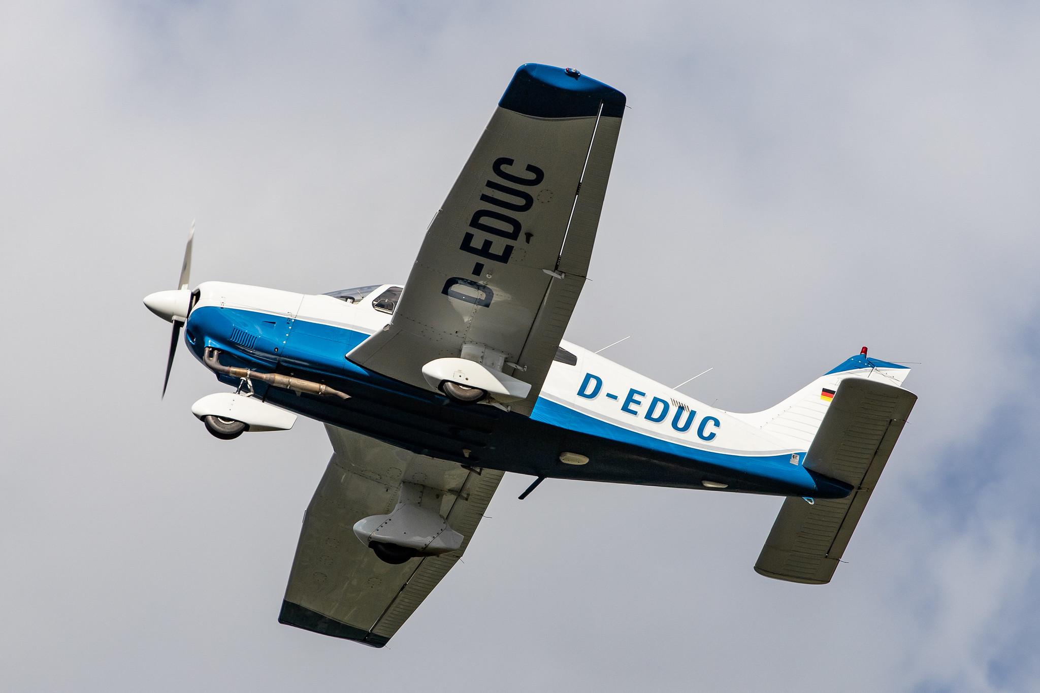 Hamburg Airport: Private owner |  Piper PA28-181 Archer II P28A | D-EDUC | MSN 2890170