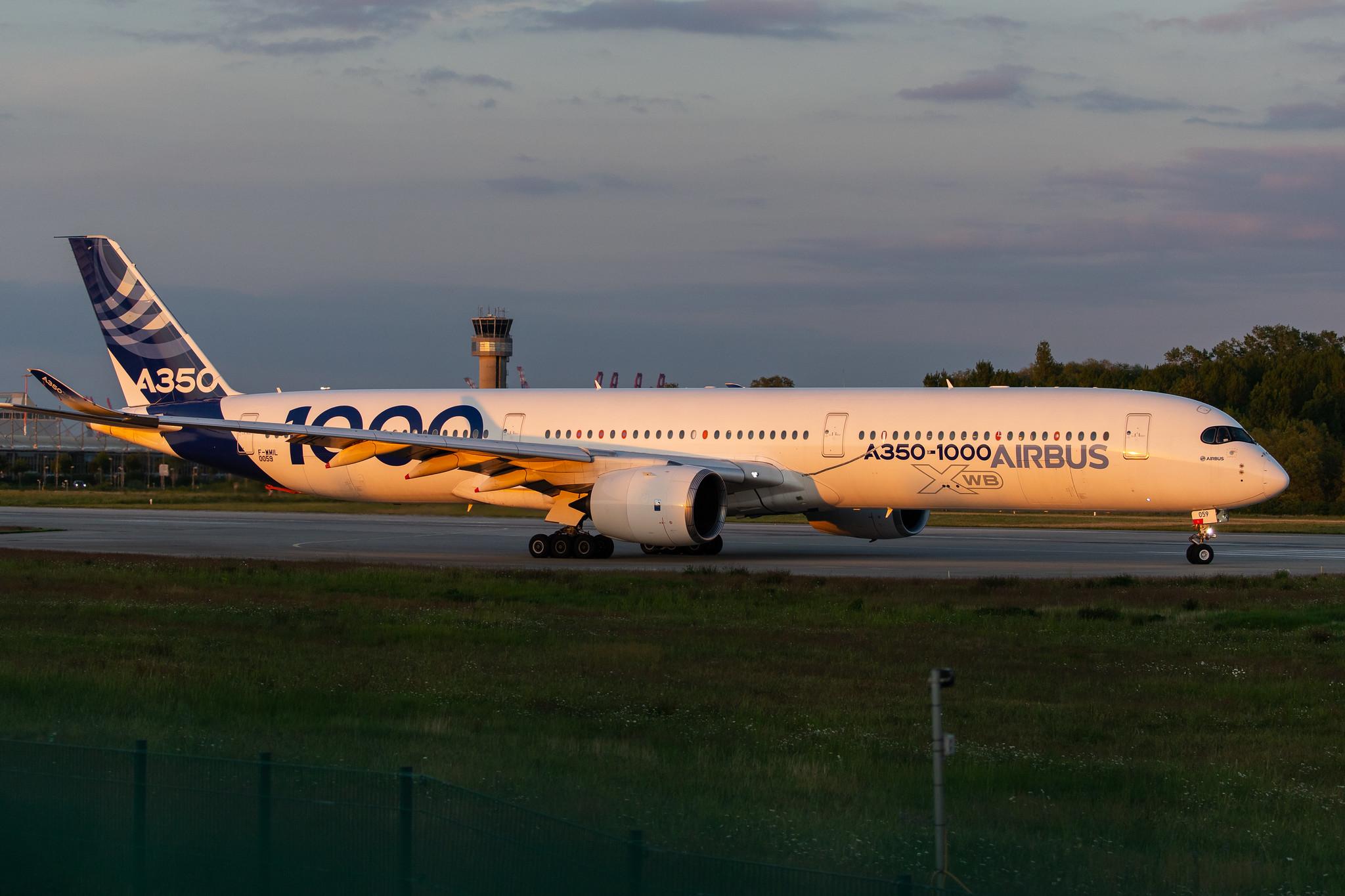 Hamburg Finkenwerder: Airbus (/ AIB) |  Airbus A350-1041 A35K | F-WMIL | MSN 059