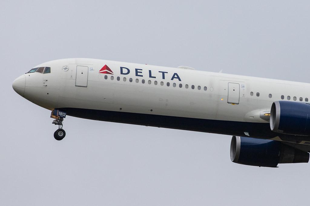 London Heathrow Airport: Delta Air Lines (DL / DAL) |  Boeing 767-432(ER) B764 | N836MH | MSN 29709