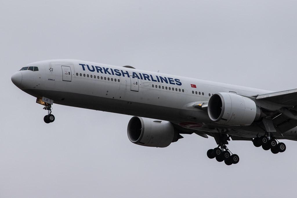 London Heathrow Airport: Turkish Airlines (TK / THY) |  Boeing 777-3F2(ER) B77W | TC-LJE | MSN 44126