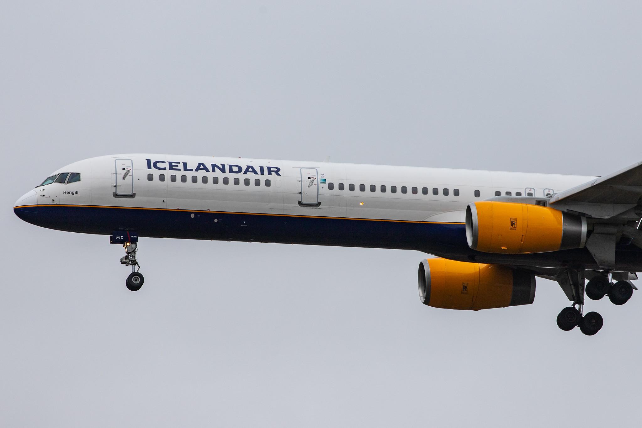 London Heathrow Airport: Icelandair (FI / ICE) |  Boeing 757-308 B753 | TF-FIX | MSN 29434
