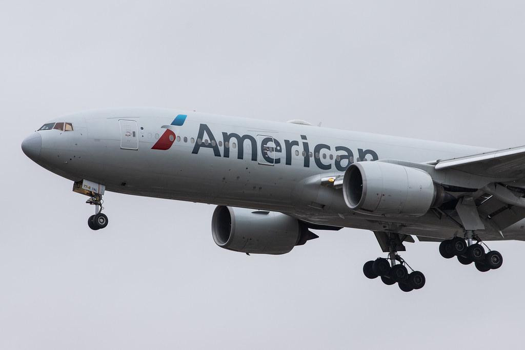 London Heathrow Airport: American Airlines (AA / AAL) |  Boeing 777-223(ER) B772 | N780AN | MSN 29956