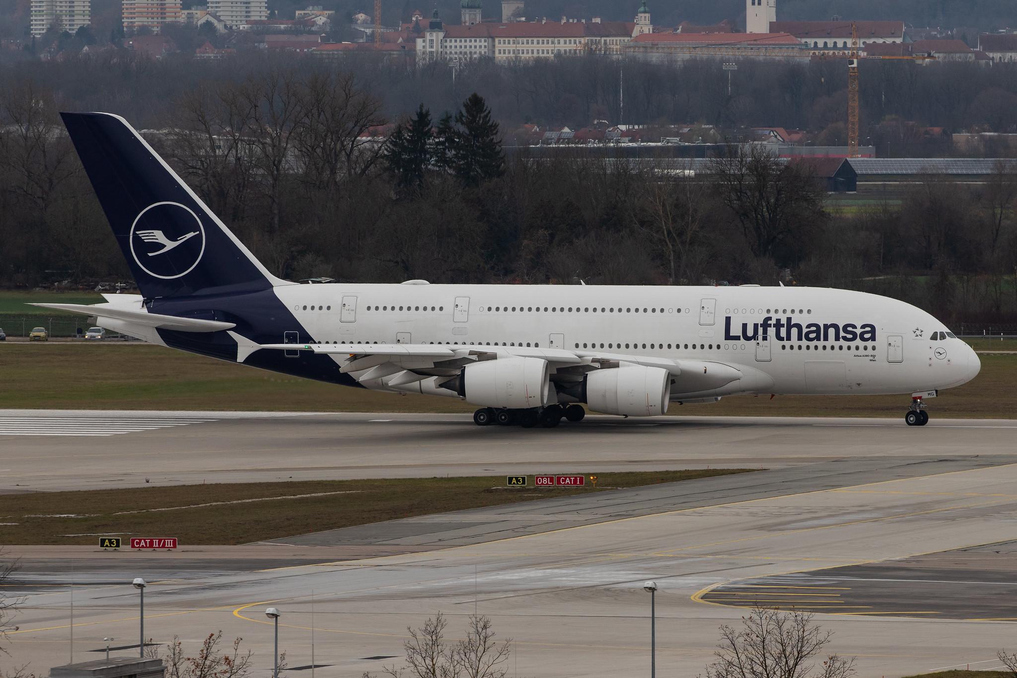 Munich Airport: Lufthansa (LH / DLH) |  Airbus A380-841 A388 | D-AIMG | MSN 069